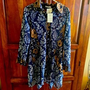 ADORE Ladies Lace Shirt. Size Large. NWT